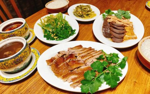 【龙岗·美食】品牌老店，一到饭点就排队！限时55.9元享126元『雨施鹅肉』双人套餐！龙岗5店通用！